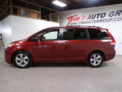 2013 Toyota Sienna XLE
