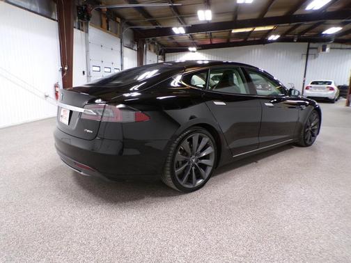 2013 Tesla Model S Performance