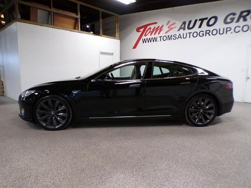 2013 Tesla Model S Performance