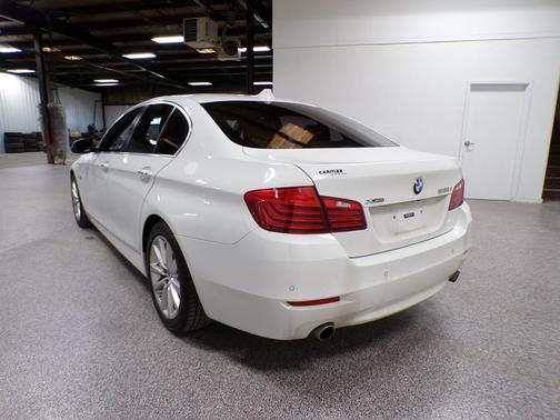 Mineral White Metallic 2016 BMW 535 i xDrive