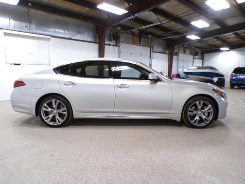2018 INFINITI Q70L 3.7X LUXE