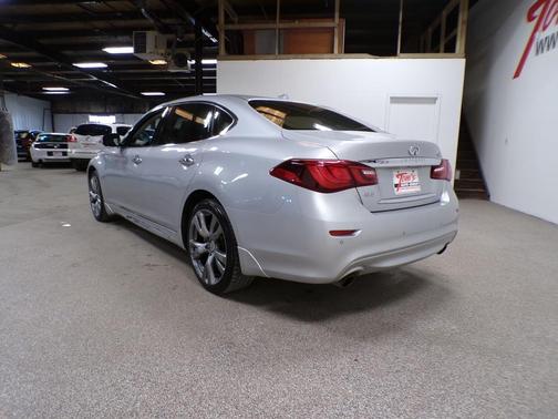 2018 INFINITI Q70L 3.7X LUXE