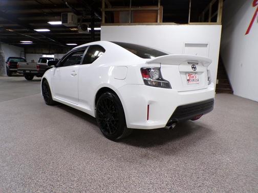 2014 Scion tC 
