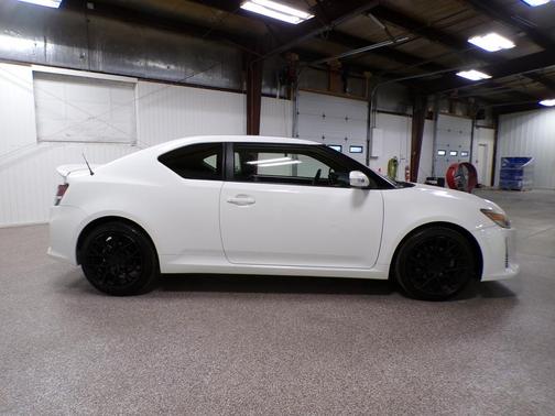 2014 Scion tC 