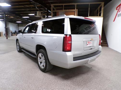 2018 Chevrolet Suburban LT