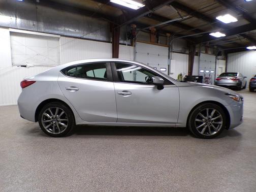 2018 Mazda Mazda3 Touring