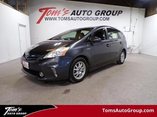 2013 Toyota Prius v Two