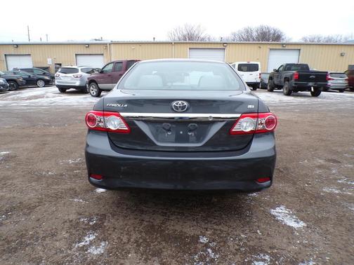 2011 Toyota Corolla LE