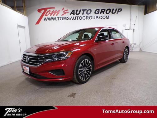 2022 Volkswagen Passat 2.0T Limited Edition