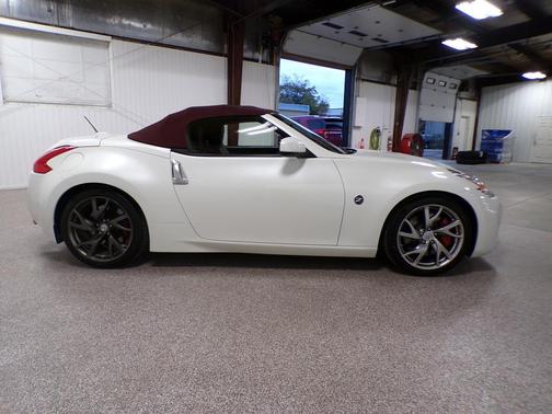 2014 Nissan 370Z Touring