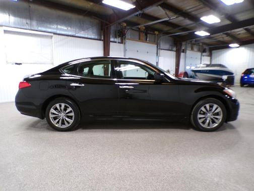 2013 INFINITI M37x Base