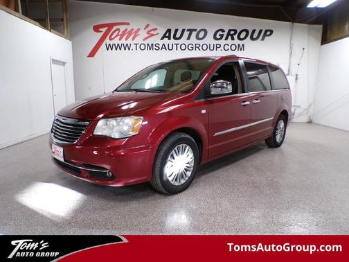 2014 Chrysler Town & Country Touring-L