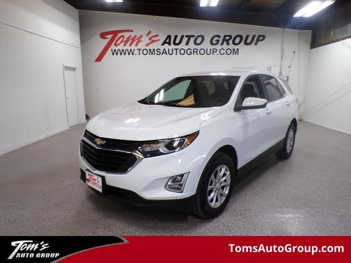 White 2021 Chevrolet Equinox 2LT
