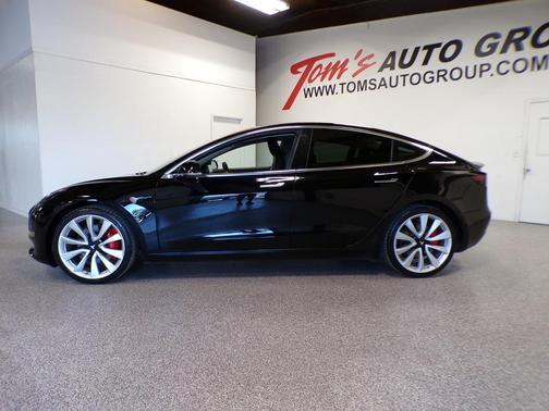 Black 2018 Tesla Model 3 Performance