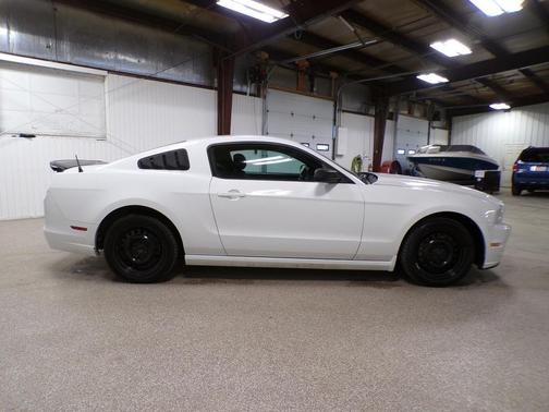 2014 Ford Mustang V6