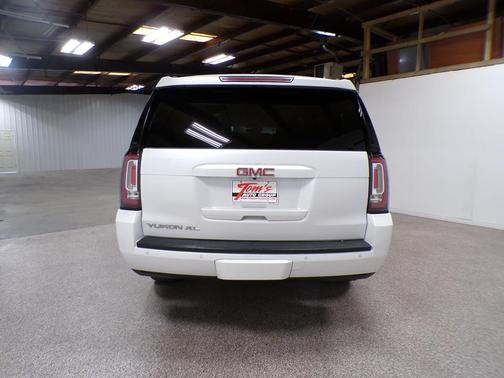2016 GMC Yukon XL SLT