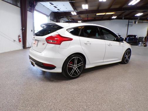 2016 Ford Focus ST Base