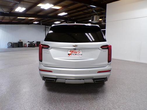 Radiant Silver Metallic 2020 Cadillac XT6 Premium Luxury AWD