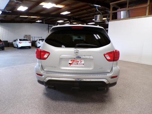 2017 Nissan Pathfinder S