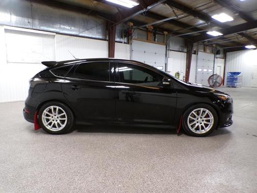 2016 Ford Focus ST Base