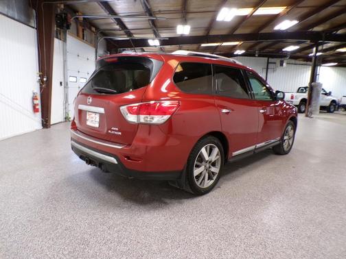Cayenne Red 2014 Nissan Pathfinder Platinum