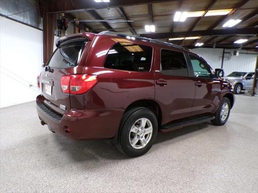 2008 Toyota Sequoia SR5