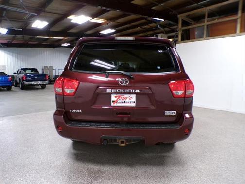 2008 Toyota Sequoia SR5