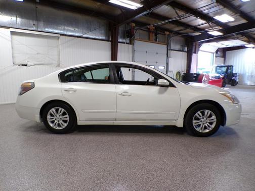 2010 Nissan Altima 2.5 S