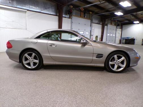 2004 Mercedes-Benz SL-Class Base (A7)