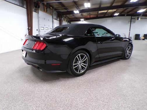 2016 Ford Mustang EcoBoost Premium
