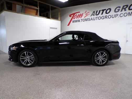 2016 Ford Mustang EcoBoost Premium