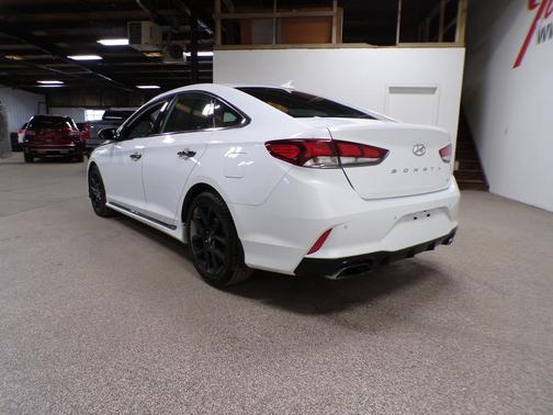 2018 Hyundai SONATA Limited 2.0T