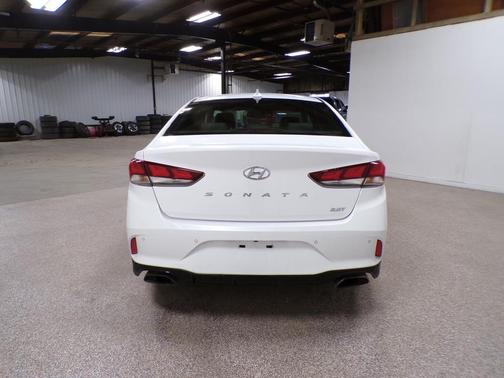 2018 Hyundai SONATA Limited 2.0T
