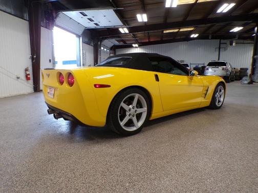 2005 Chevrolet Corvette 