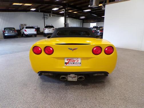 2005 Chevrolet Corvette 