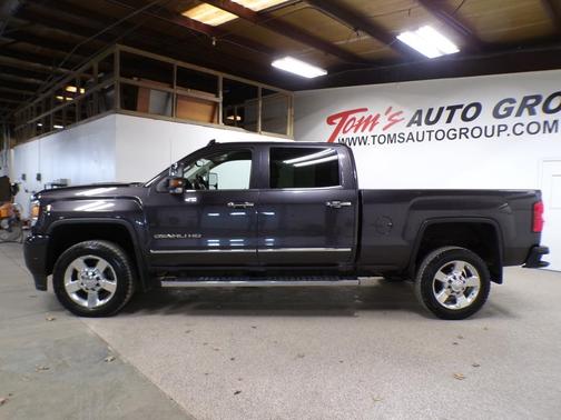 2016 GMC Sierra 2500 Denali