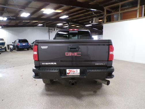 2016 GMC Sierra 2500 Denali