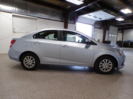 2017 Chevrolet Sonic LT