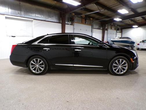 2013 Cadillac XTS Base