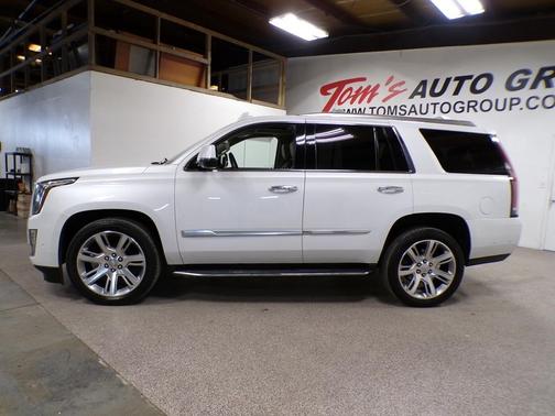 2018 Cadillac Escalade Premium Luxury