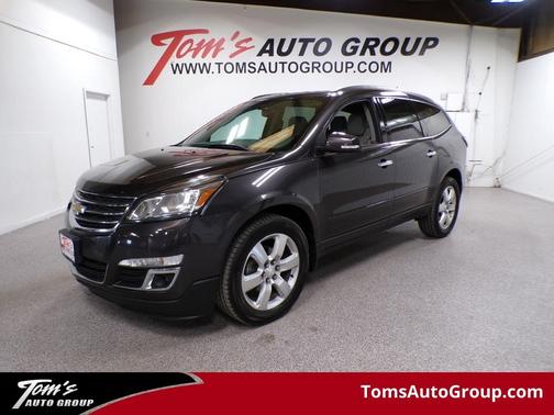 Tungsten Metallic 2015 Chevrolet Traverse 2LT