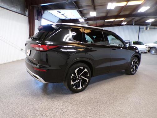 2022 Mitsubishi Outlander SEL