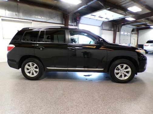 Black 2013 Toyota Highlander