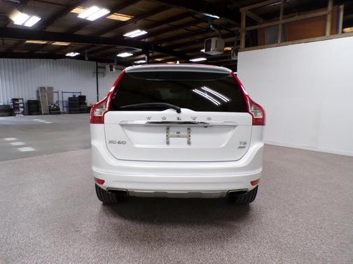 2017 Volvo XC60 T6 Inscription