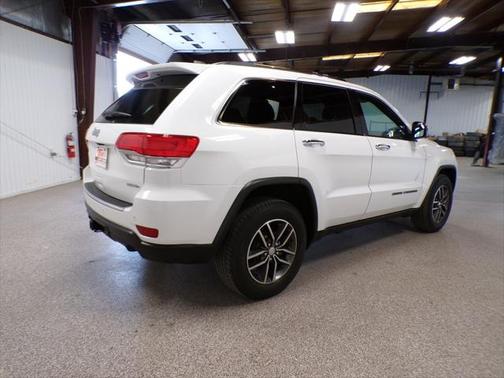 2017 Jeep Grand Cherokee Limited X