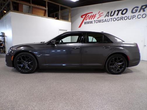 2021 Chrysler 300 S