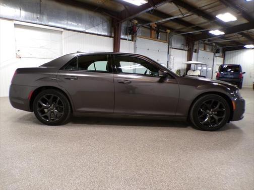 2021 Chrysler 300 S