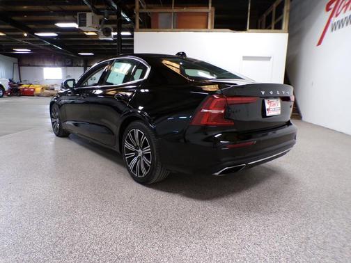 2019 Volvo S60 T6 Inscription