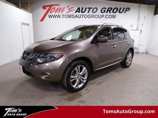 2010 Nissan Murano LE