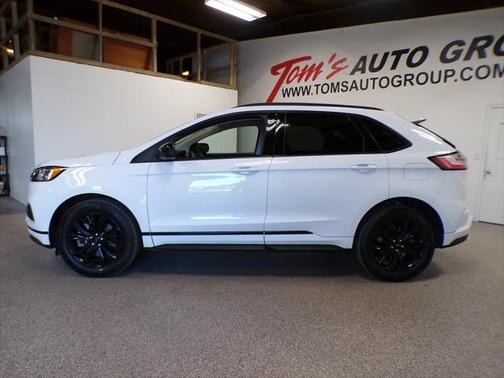 2022 Ford Edge SE